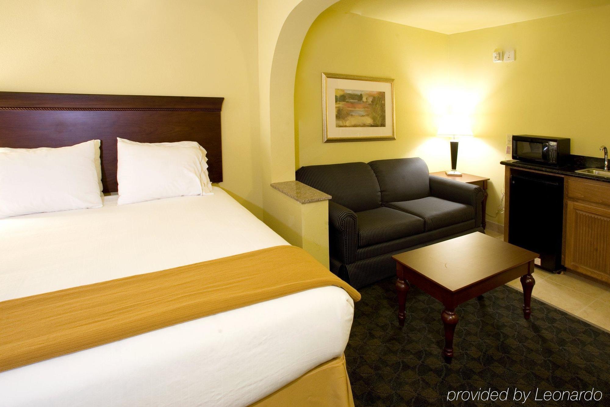 Holiday Inn Express & Suites, Corpus Christi Nw, Calallen By Ihg Room photo